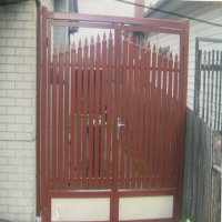 Allouch Engineering, Steel black door and fence